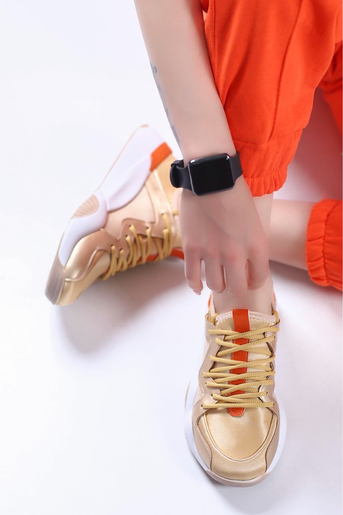 Perla Spor Ayakkabı Gold