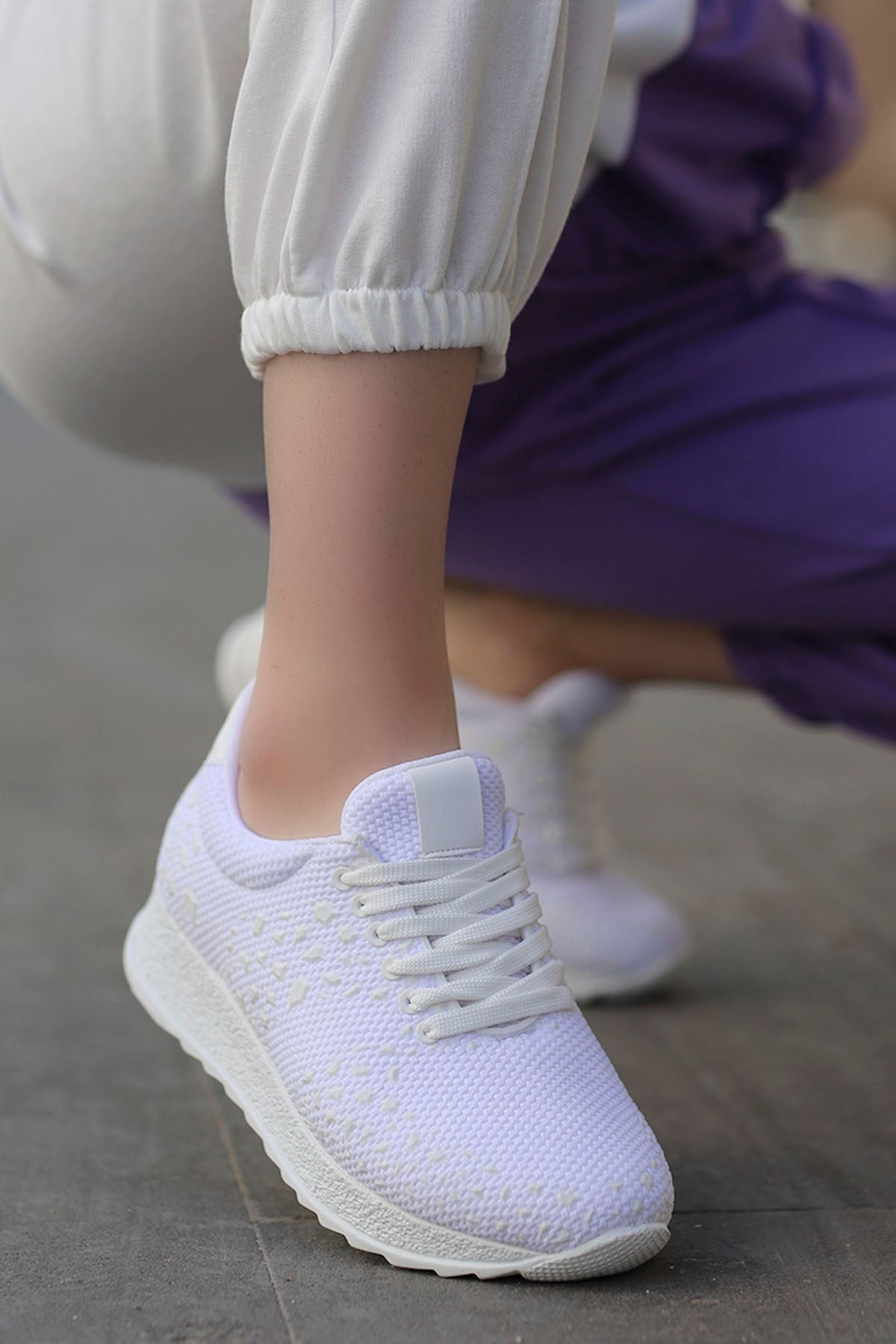 Della Beyaz Triko Spor Ayakkabı