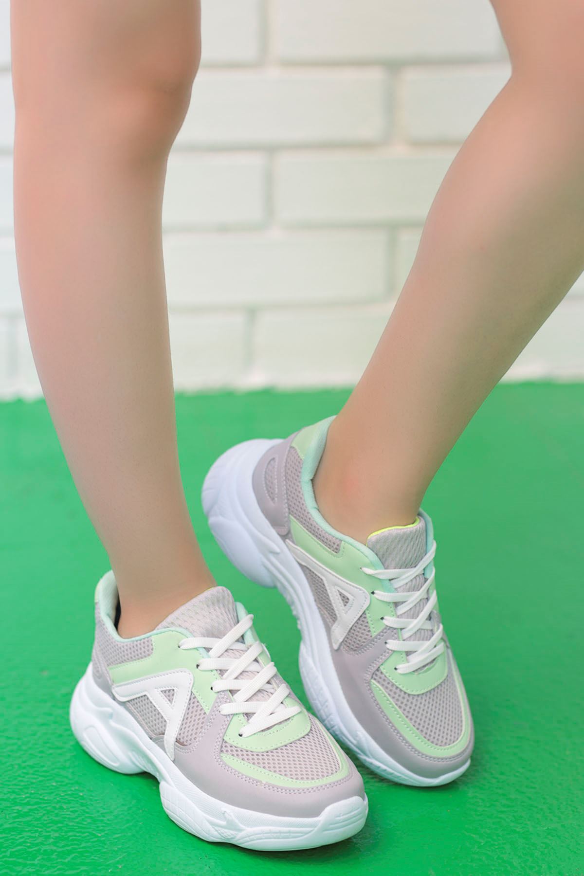 Afra A Detay Spor Ayakkabı Gri Yeşil Detay