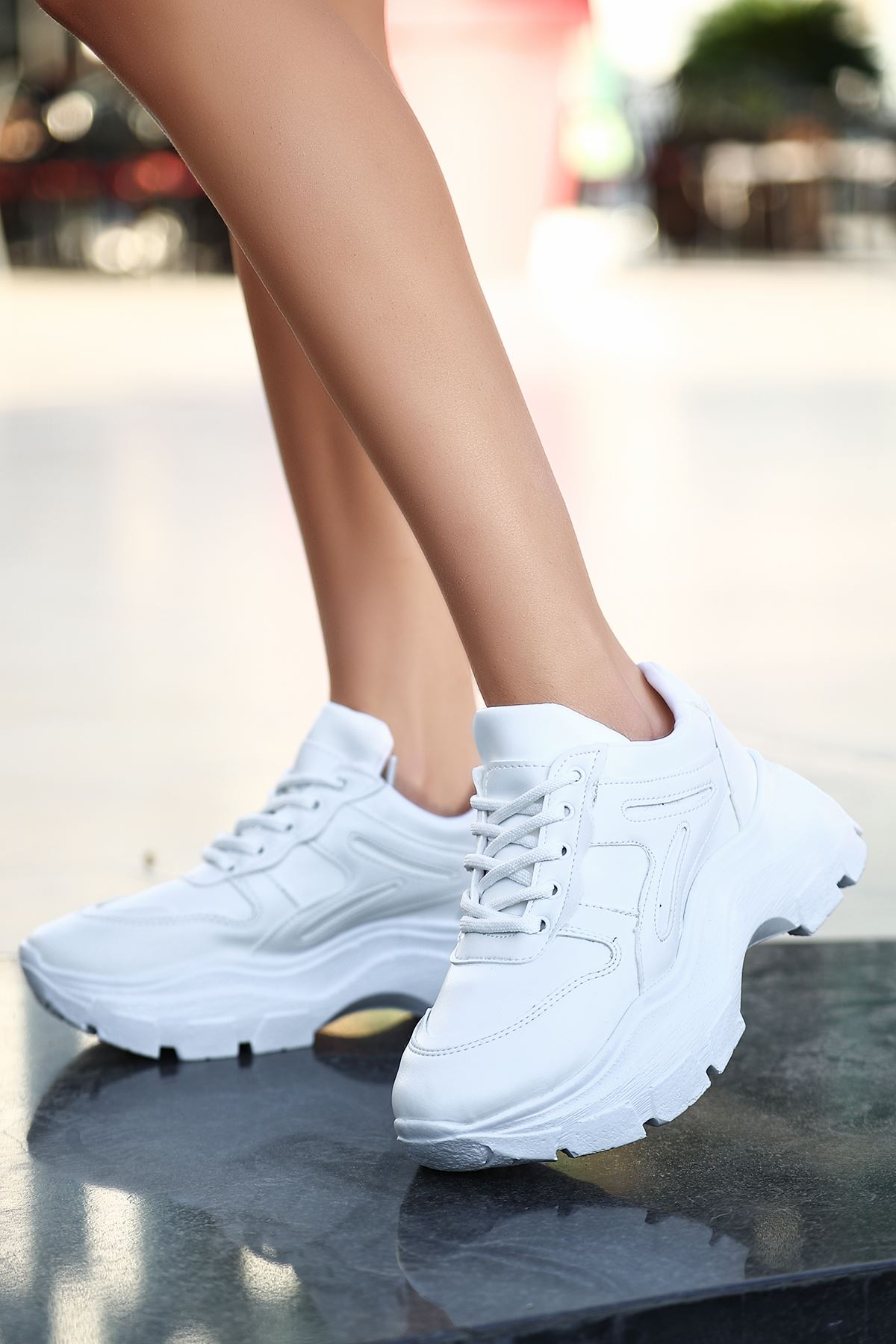 Venüs Detaylı Spor Ayakkabı Full Beyaz